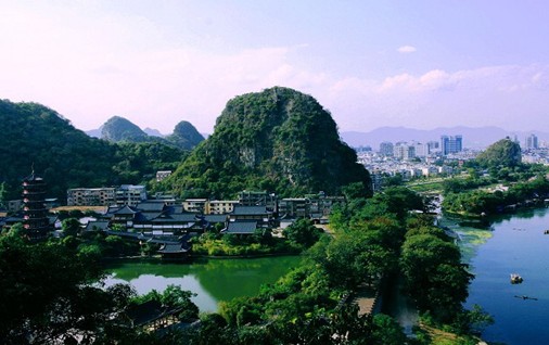 桂林叠彩山